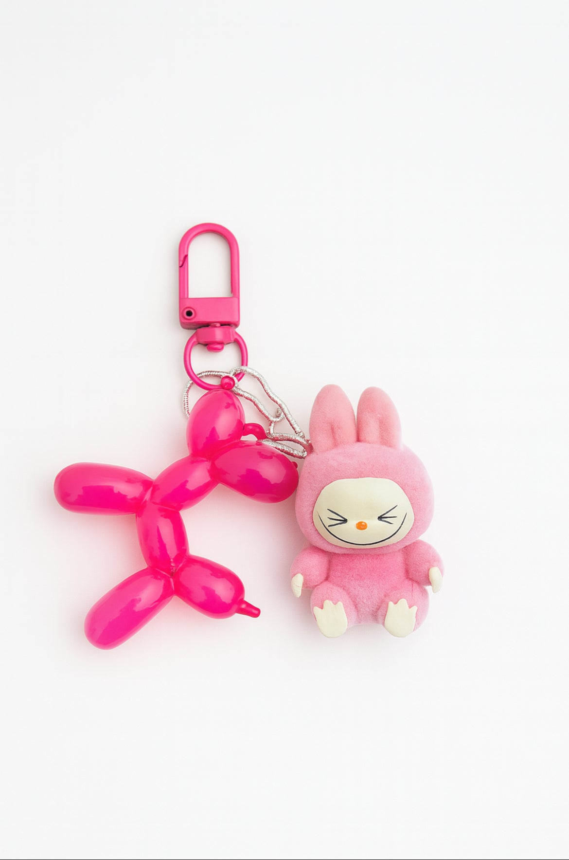 Leash Charm – Hondenhanger met ballonhondje & Labubu | Trendy accessoire voor aan de riem